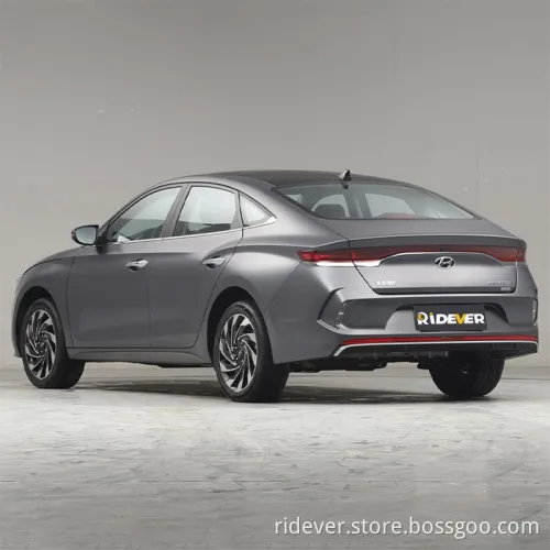 Ridever High Speed Electric Car Solar Electric Car Sedan Beijing La Festa